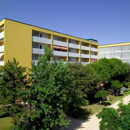 Appartamenti Atlante Bibione Buitenkant foto